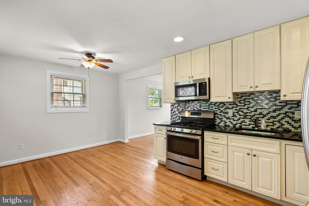 11804 TIMBER LN