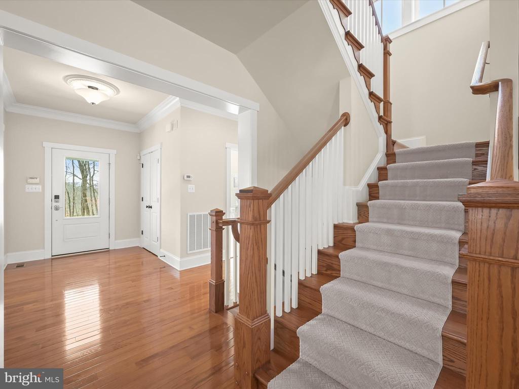 10152 SYCAMORE HOLLOW LN