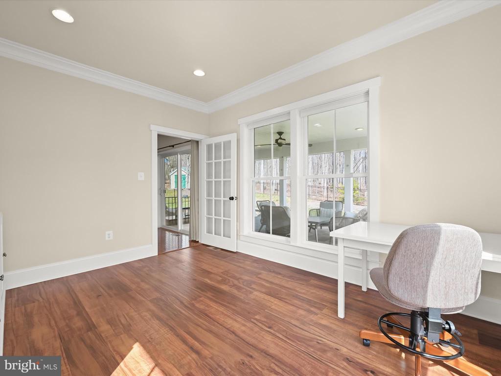 10152 SYCAMORE HOLLOW LN
