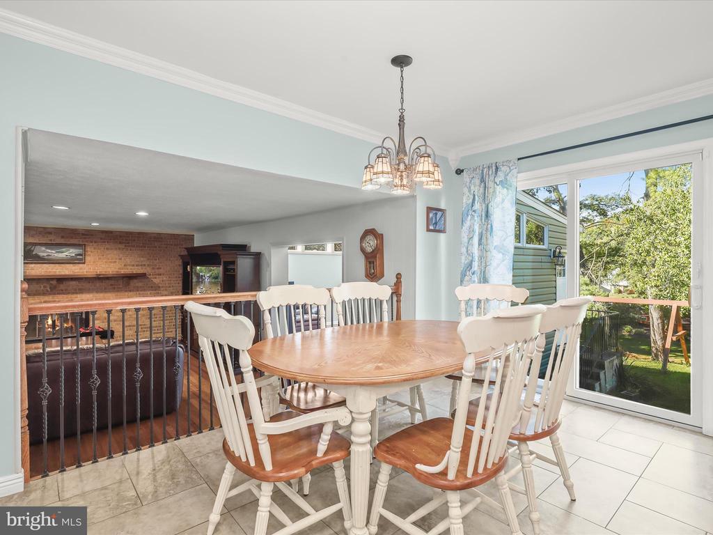 15222 CENTERGATE DR