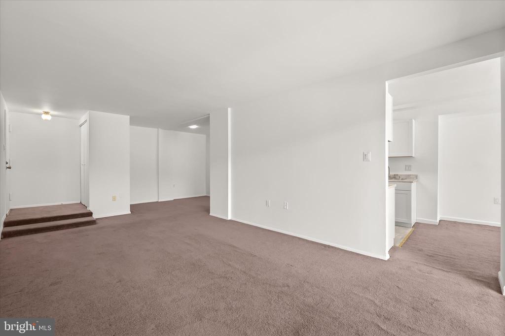416 GIRARD STREET Unit: T2