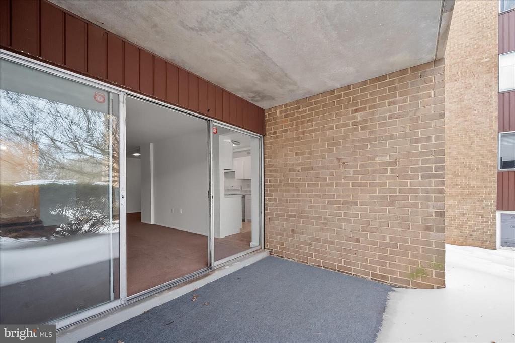 416 GIRARD STREET Unit: T2