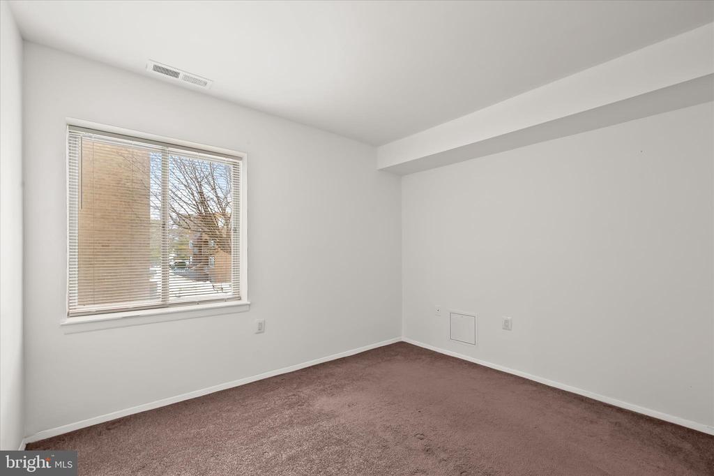 416 GIRARD STREET Unit: T2
