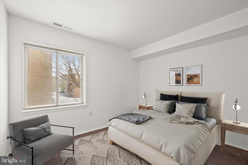 416 GIRARD STREET Unit: T2