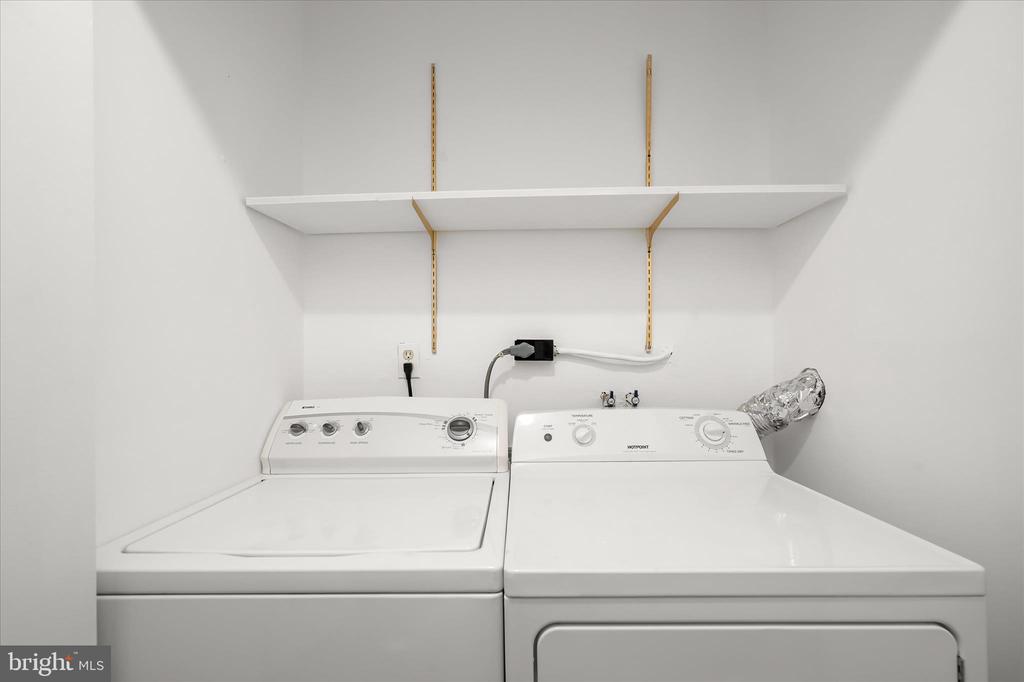 416 GIRARD STREET Unit: T2