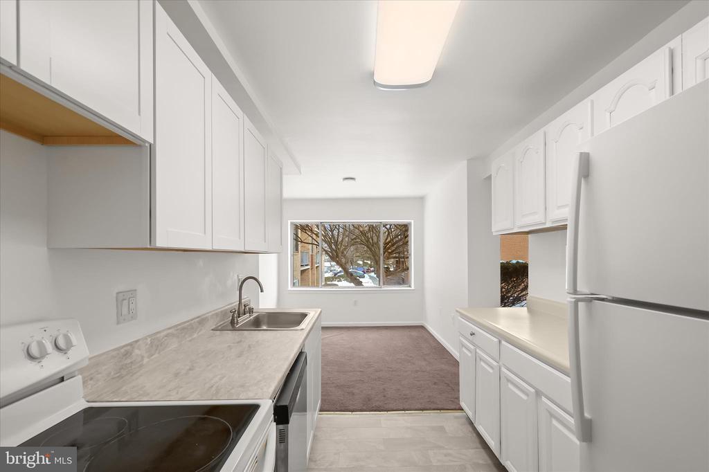 416 GIRARD STREET Unit: T2