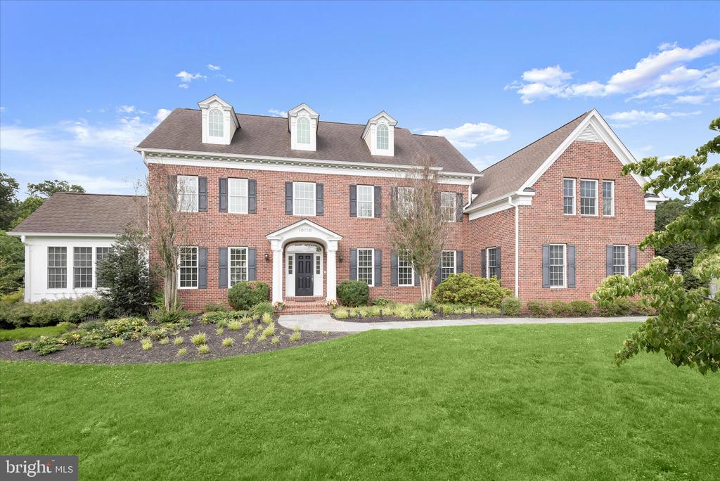 10130 SYCAMORE HOLLOW LN