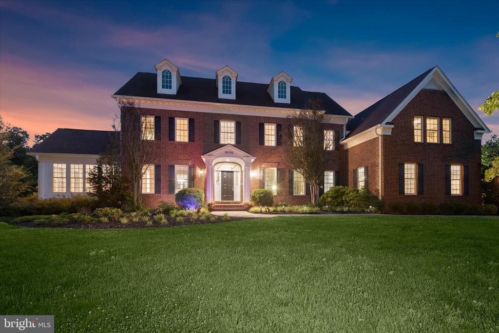 10130 SYCAMORE HOLLOW LN