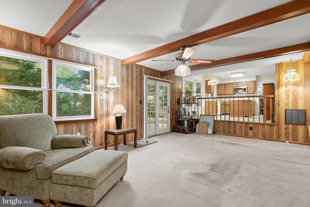4012 EVANGELINE TERRACE