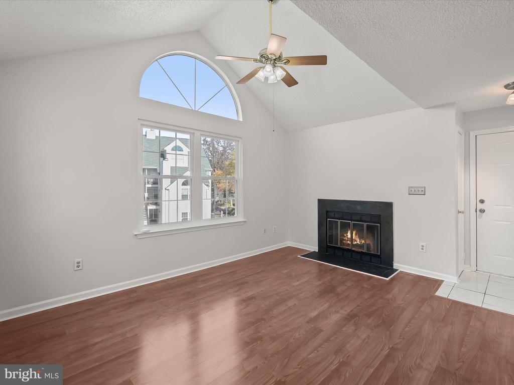 14067 VISTA DRIVE Unit: 128