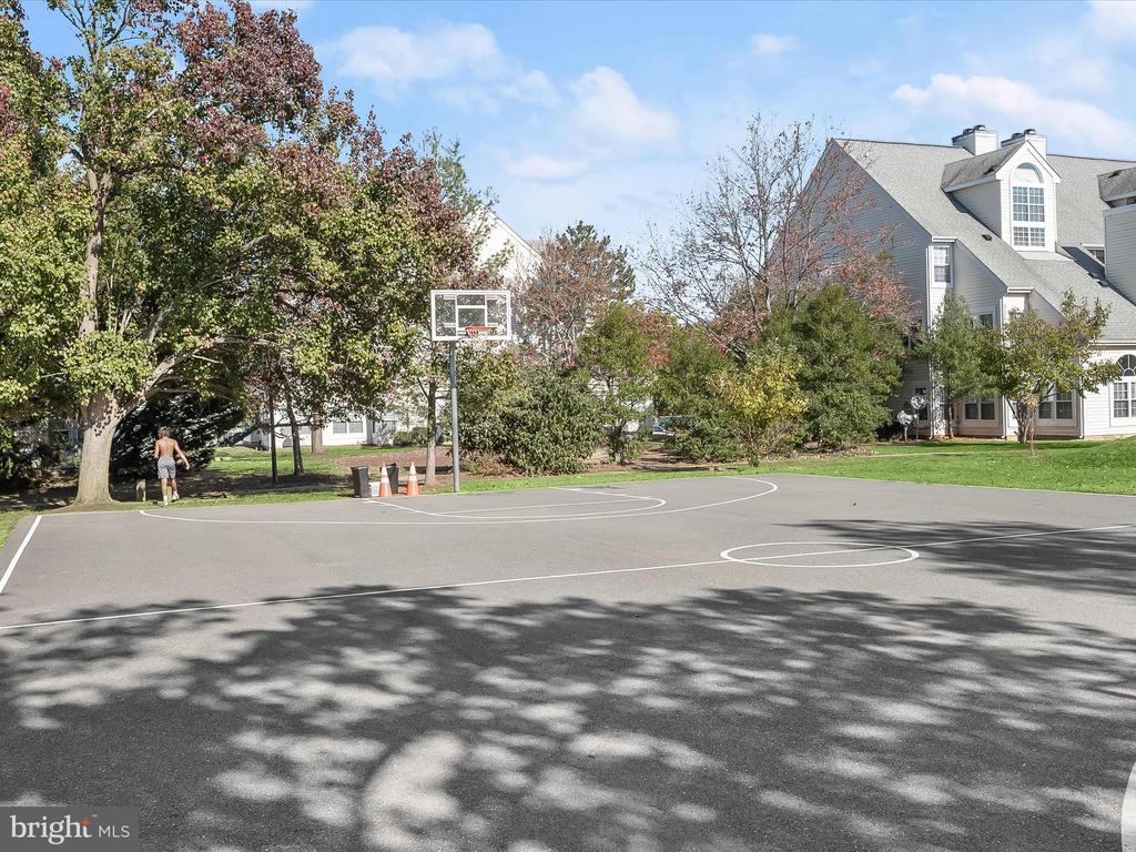 14067 VISTA DRIVE Unit: 128
