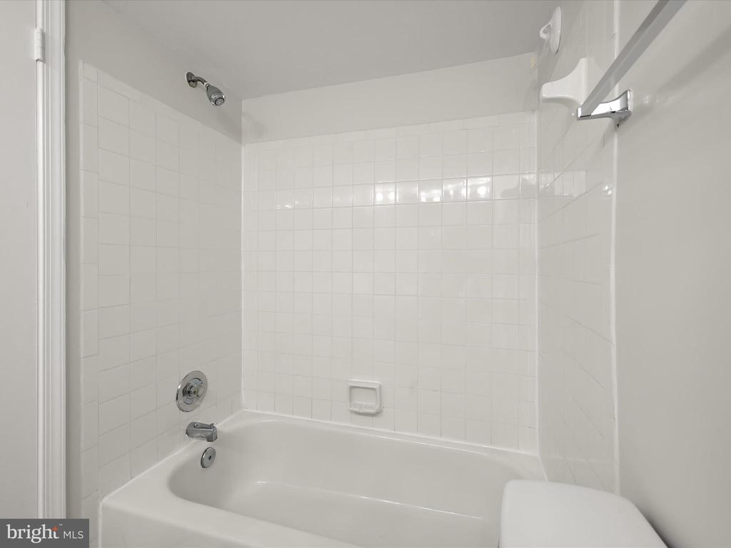 14067 VISTA DRIVE Unit: 128