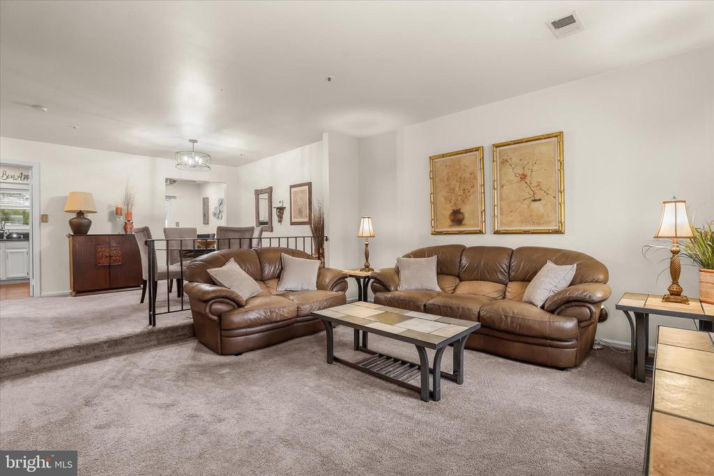 14257 OXFORD DRIVE