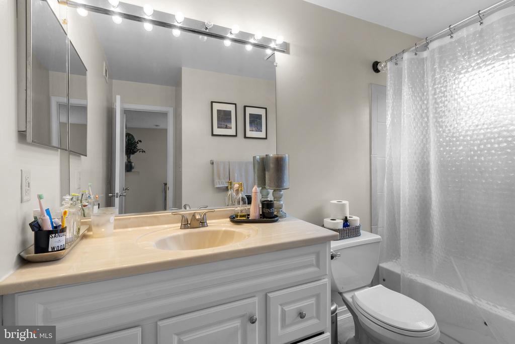 14132 BOWSPRIT LANE Unit: 709