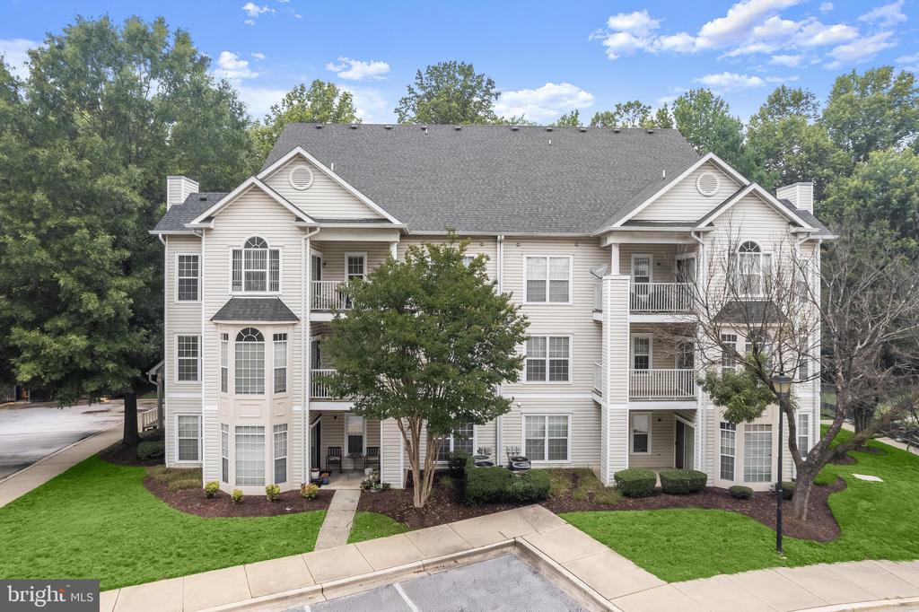 15604 EVERGLADE LANE Unit: 5-203