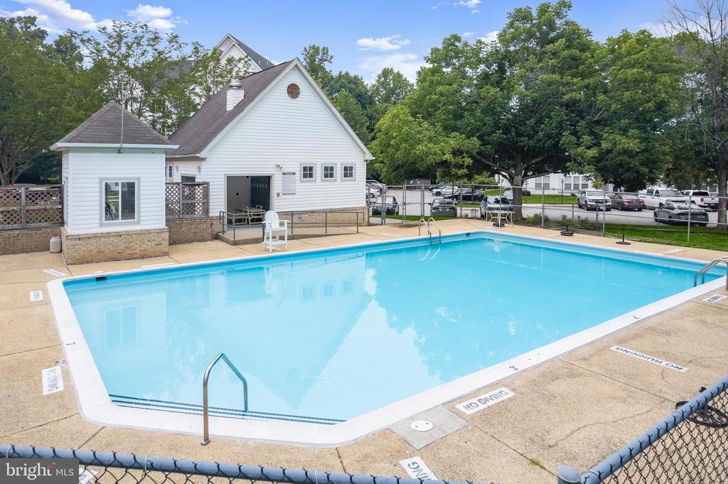 15604 EVERGLADE LANE Unit: 5-203