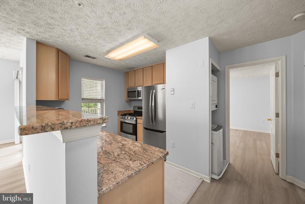 15604 EVERGLADE LANE Unit: 5-203