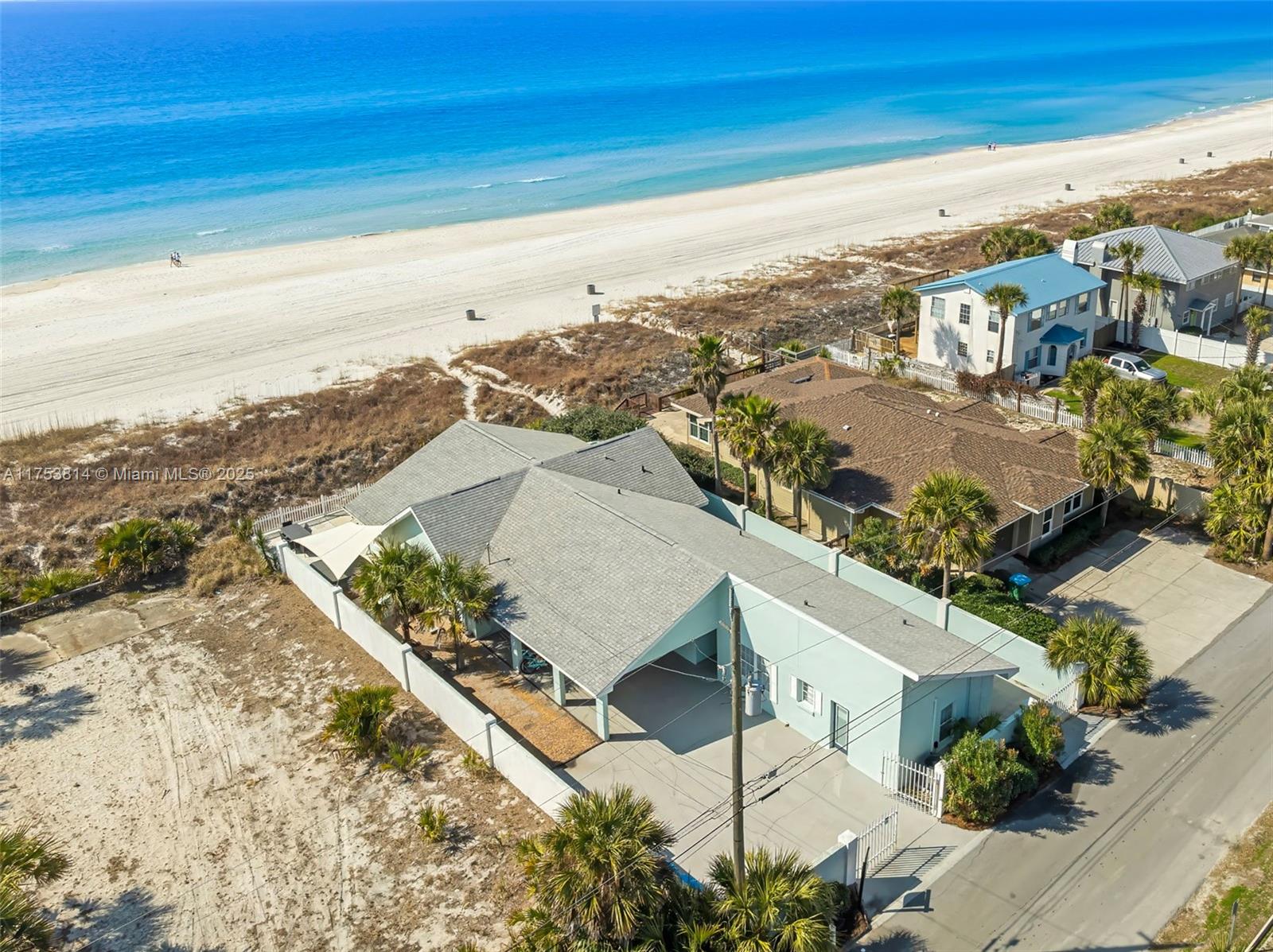 13011 Oleander Dr