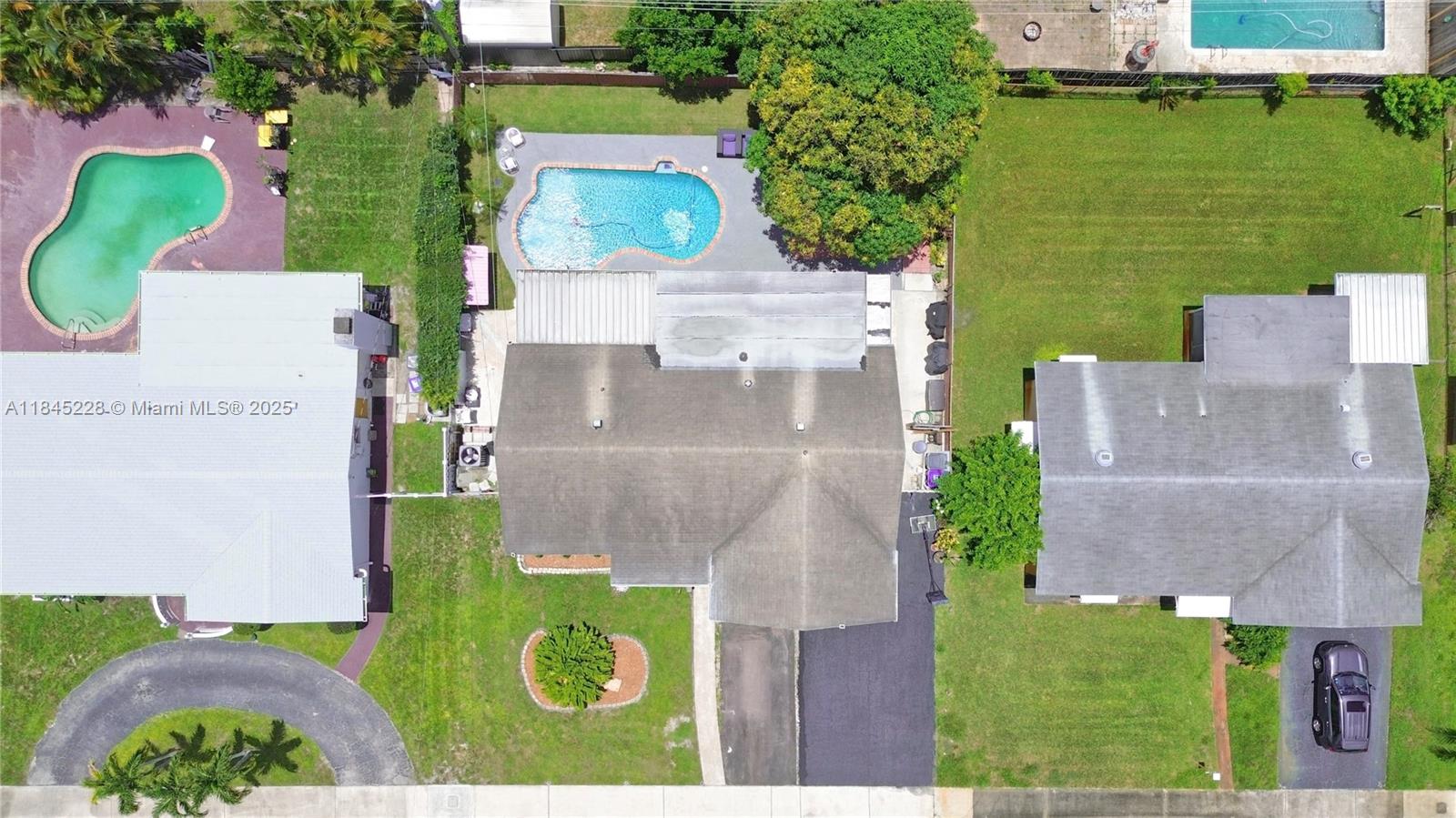 1600 N 73rd Ave