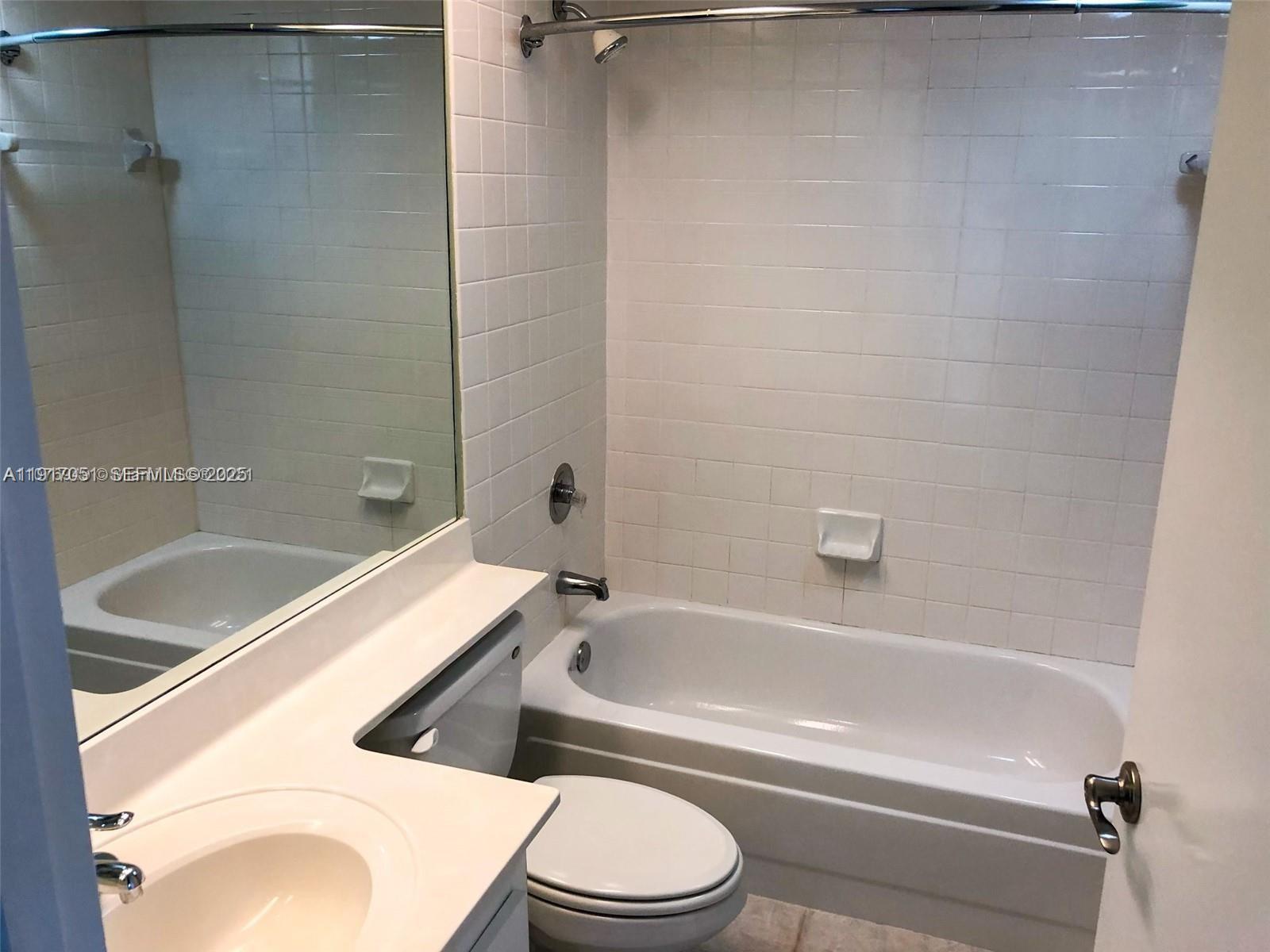 2644 SE 19th Ct # D Unit: 203-D