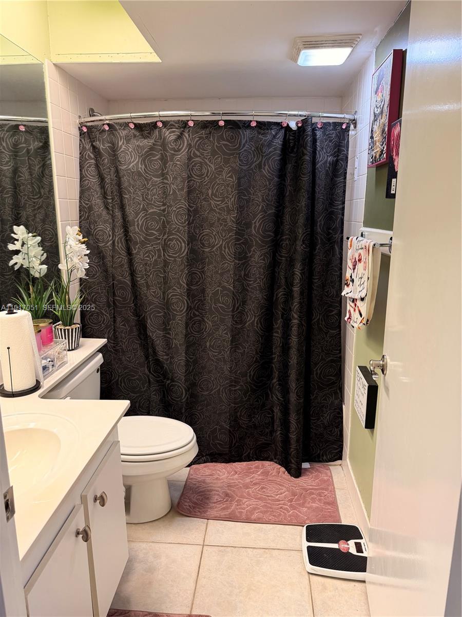 2644 SE 19th Ct # D Unit: 203-D