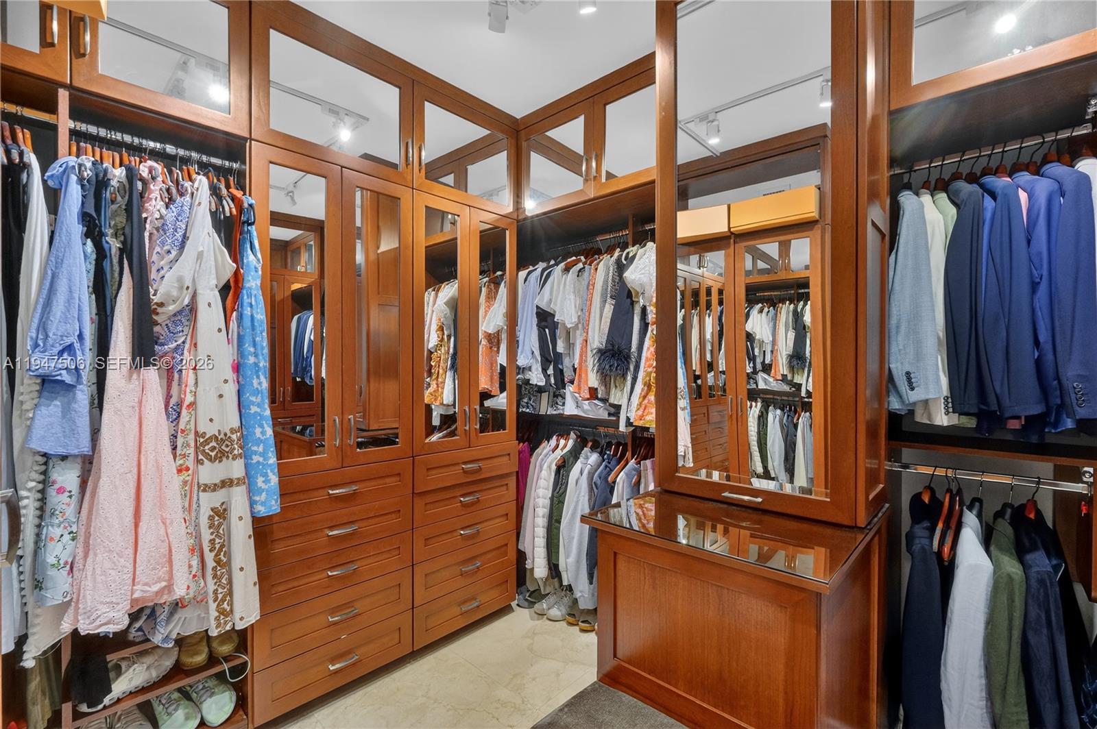 1331 Brickell Bay Dr # 3811