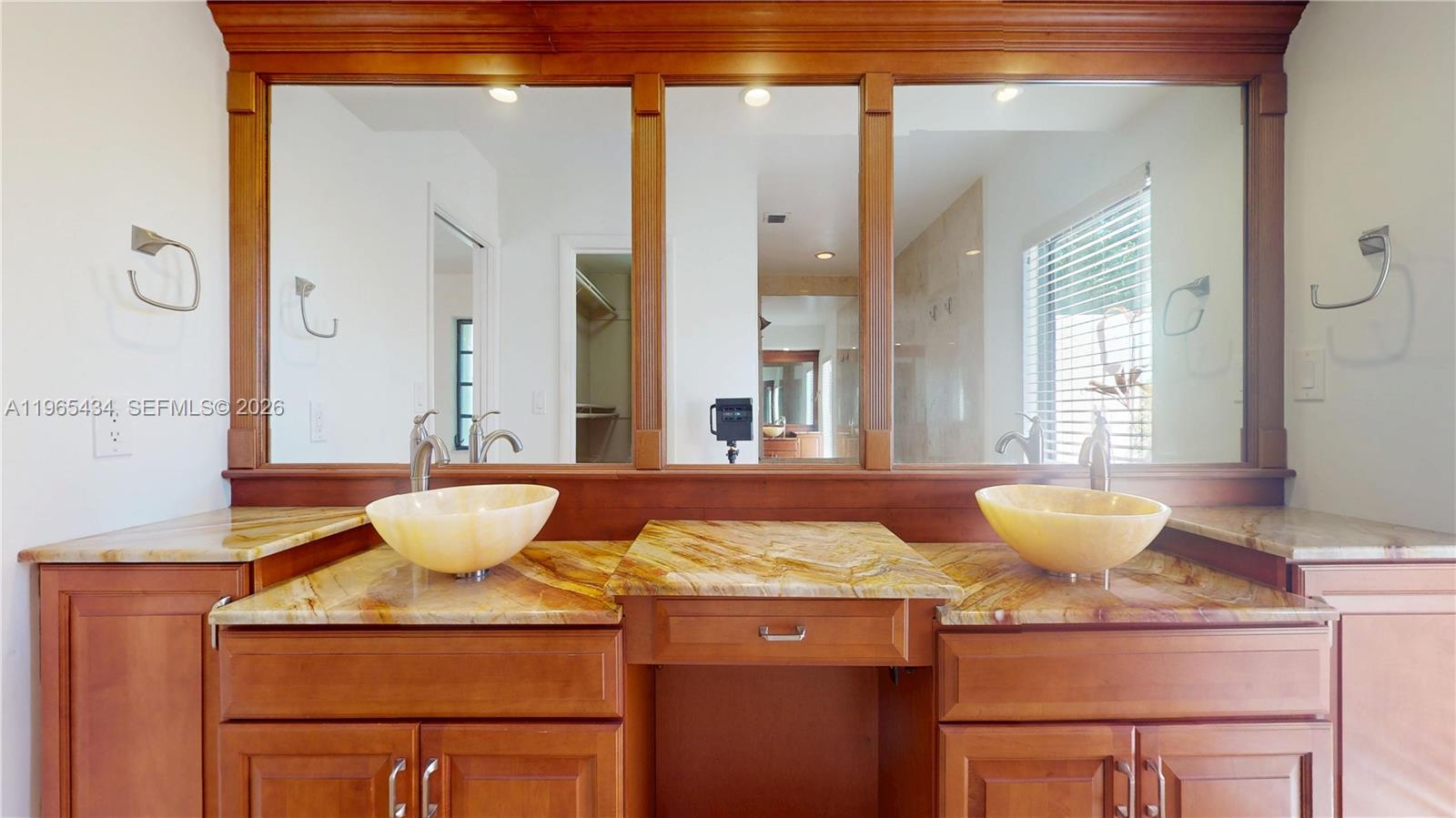 9620 E Calusa Club Dr