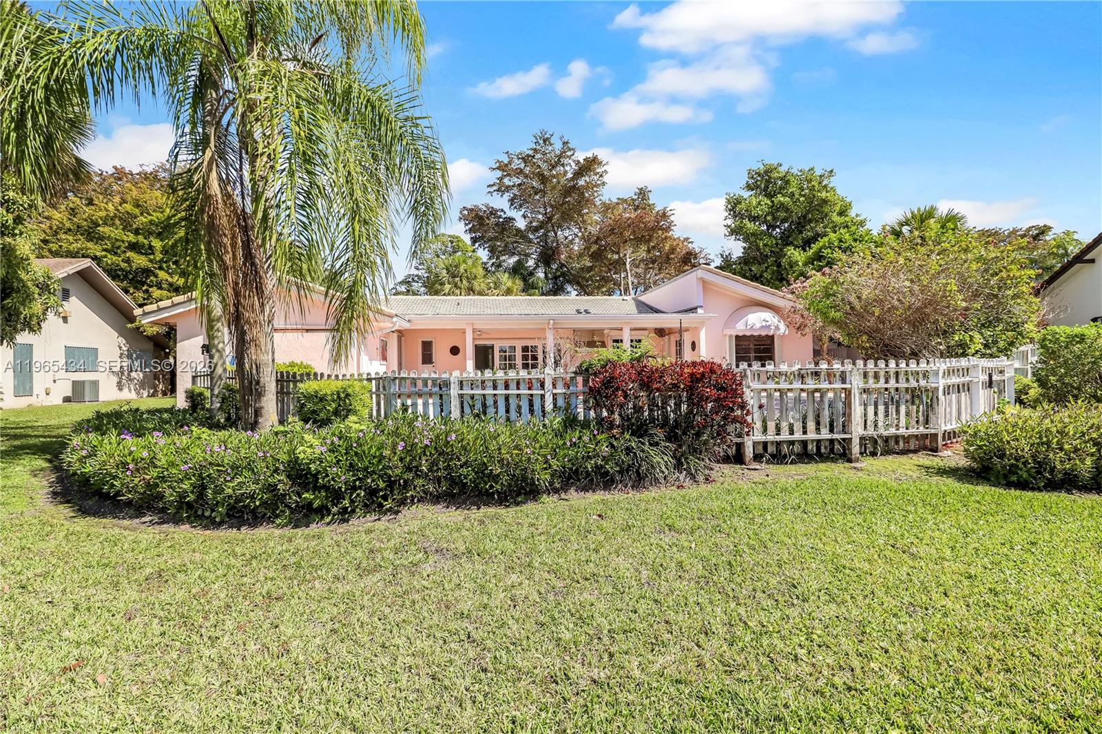 9620 E Calusa Club Dr