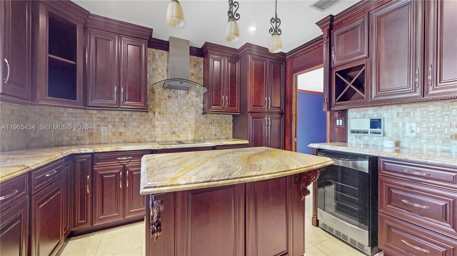 9620 E Calusa Club Dr