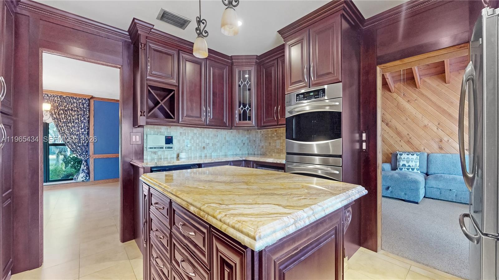 9620 E Calusa Club Dr