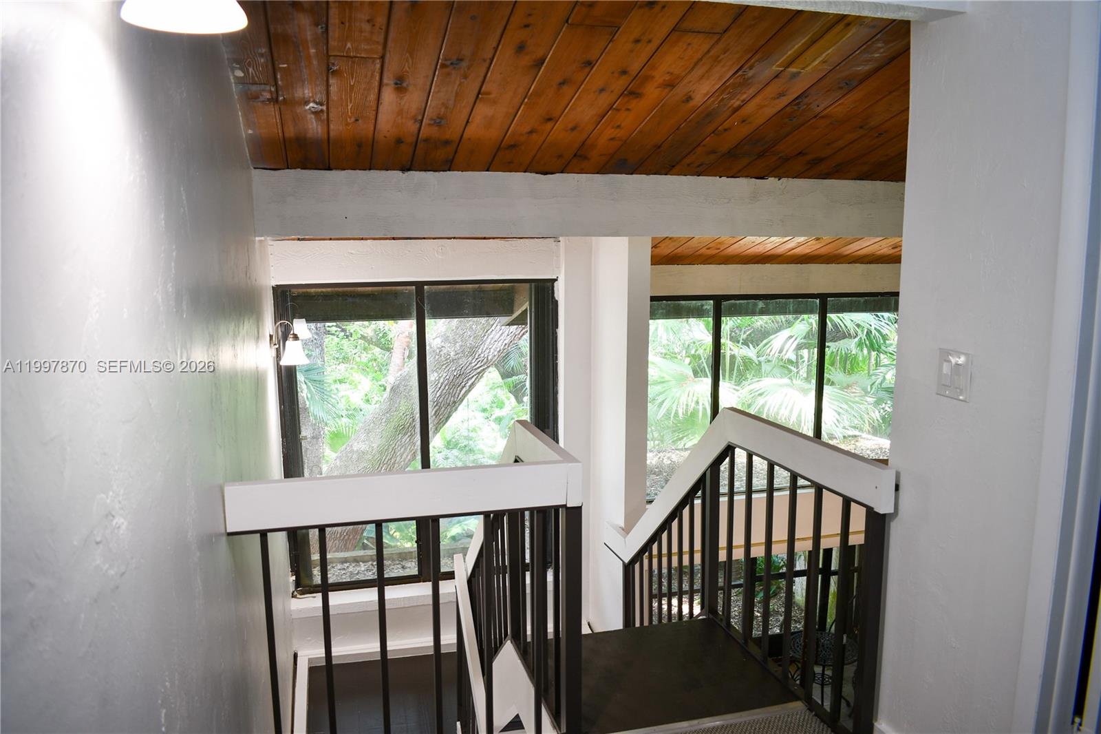 19420 NE 26th Ave # 123D