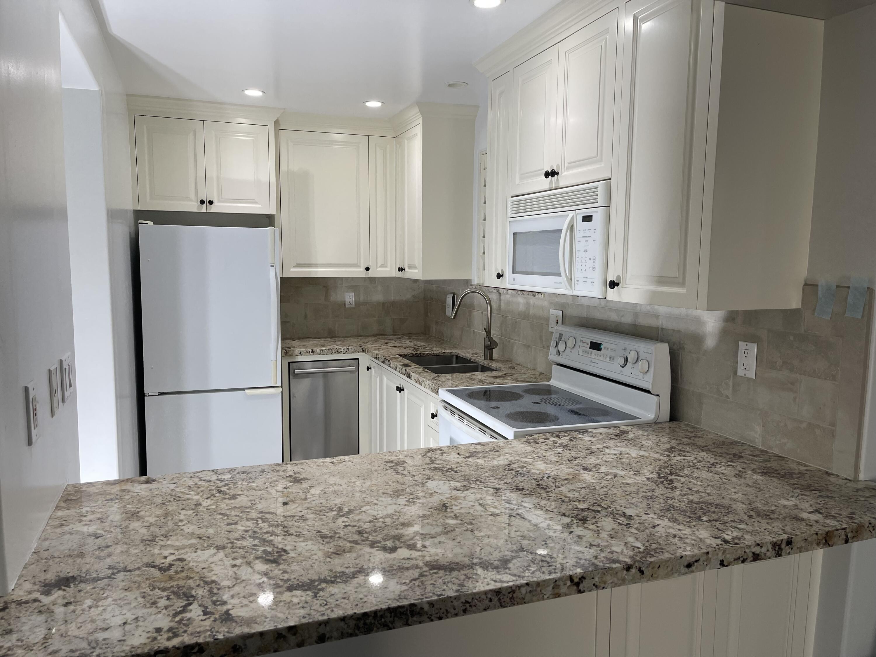 3375 Foothill Road Unit: 311