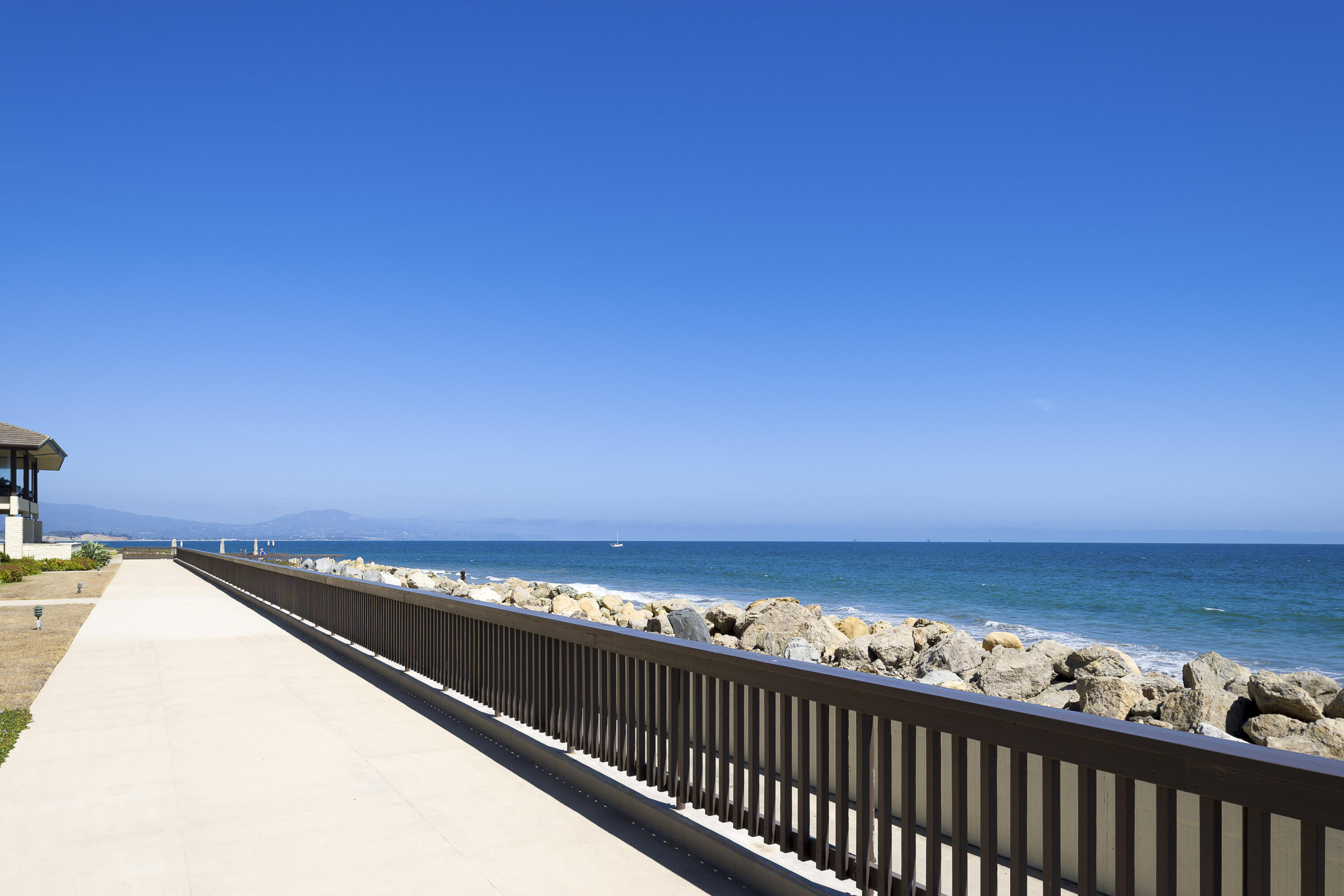 1338 Plaza Pacifica