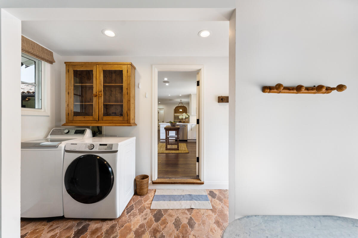 1595 Miramar Lane