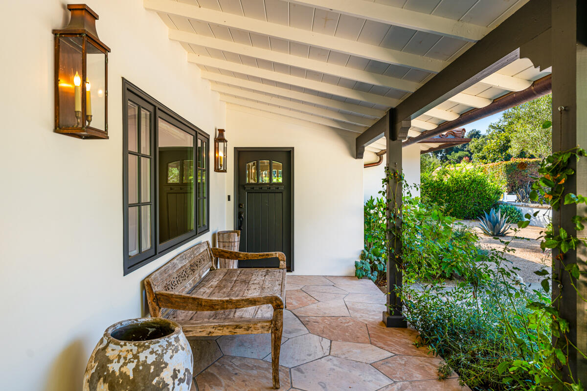 1595 Miramar Lane