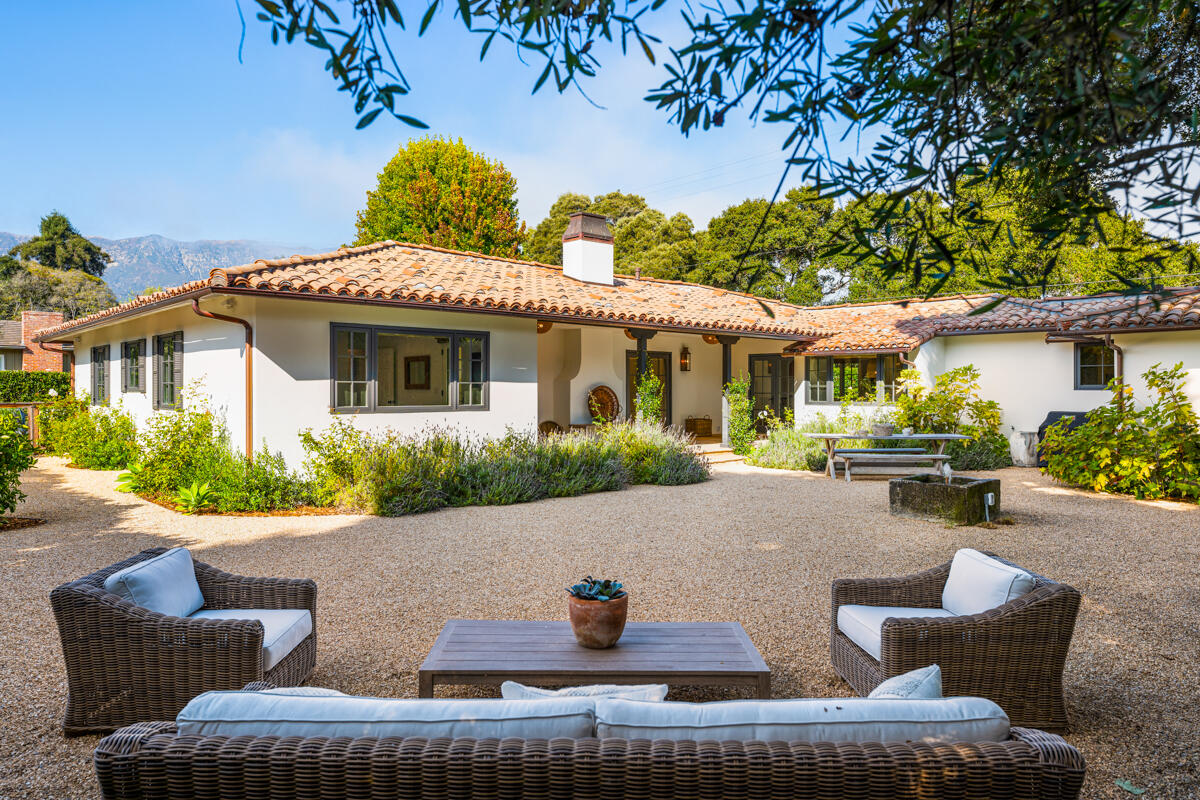 1595 Miramar Lane