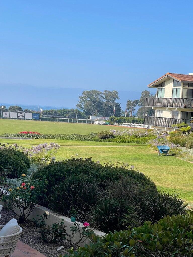 3375 Foothill Road, 311