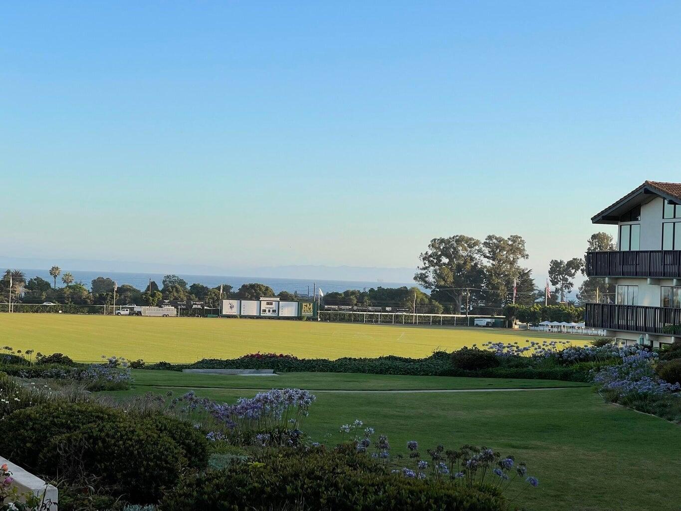 3375 Foothill Road, 311