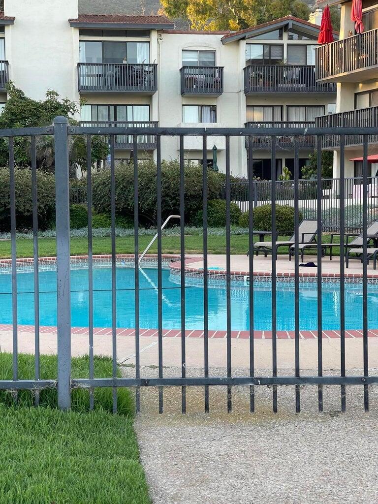 3375 Foothill Road, 311