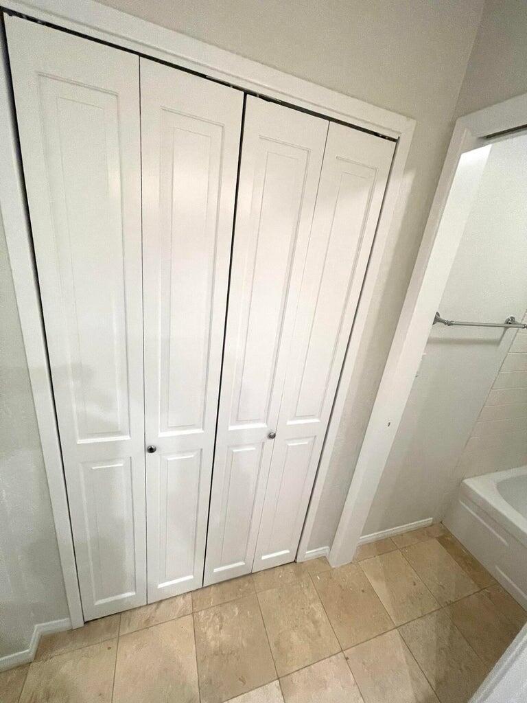 3375 Foothill Road, 311