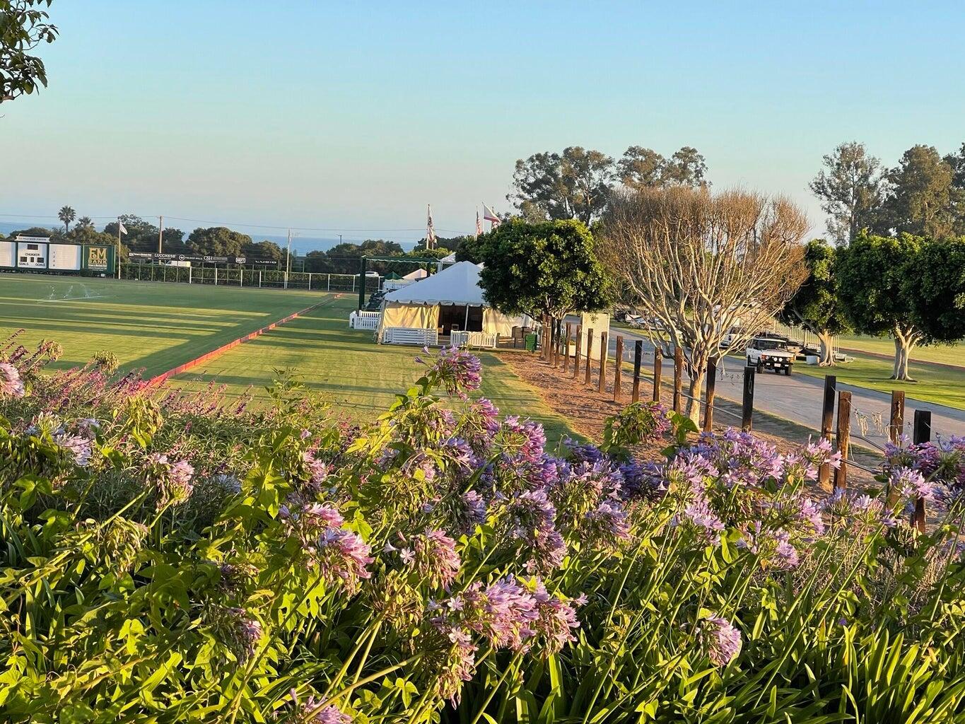 3375 Foothill Road, 311