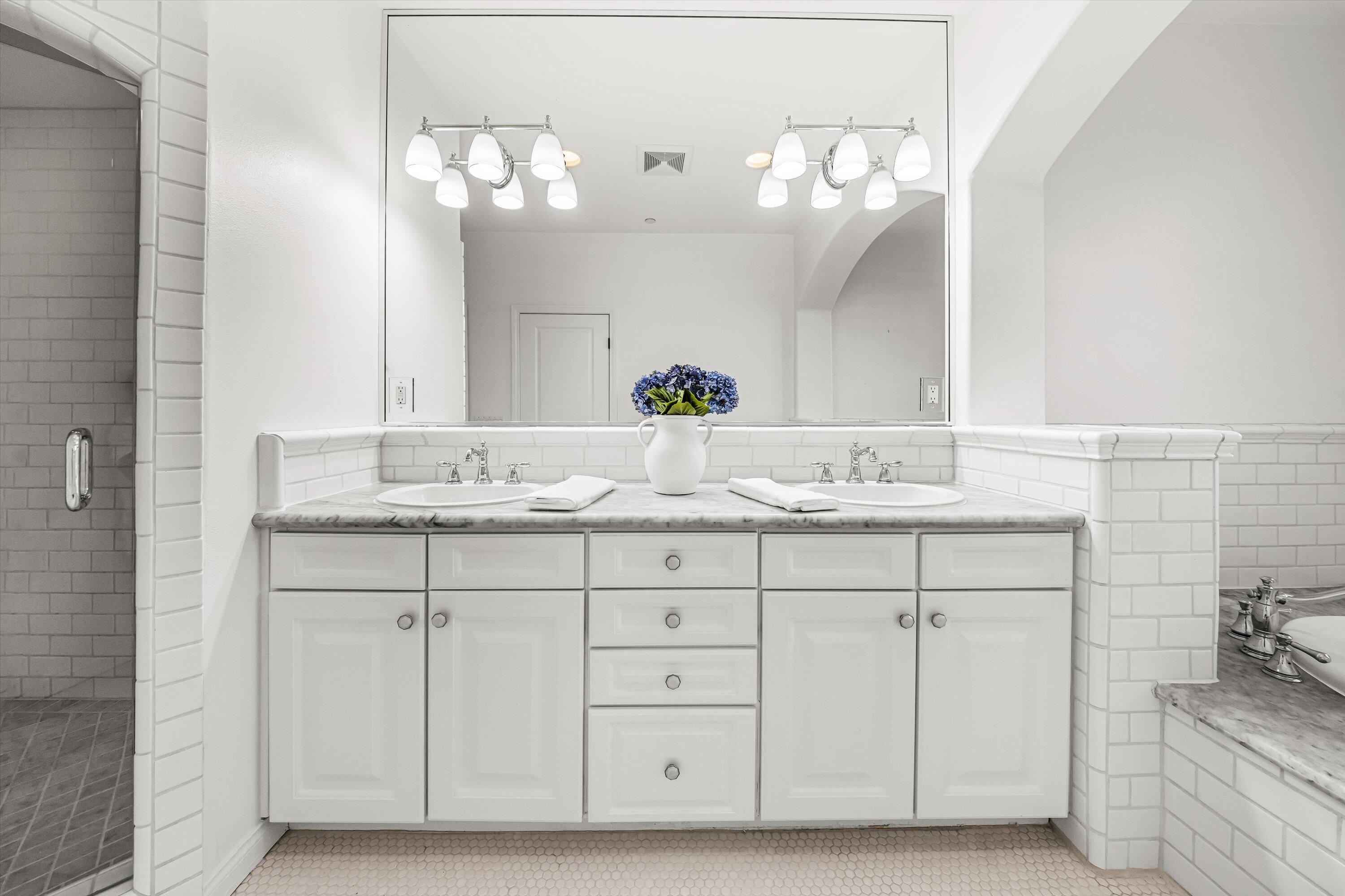 218 Santa Barbara Street Unit: D
