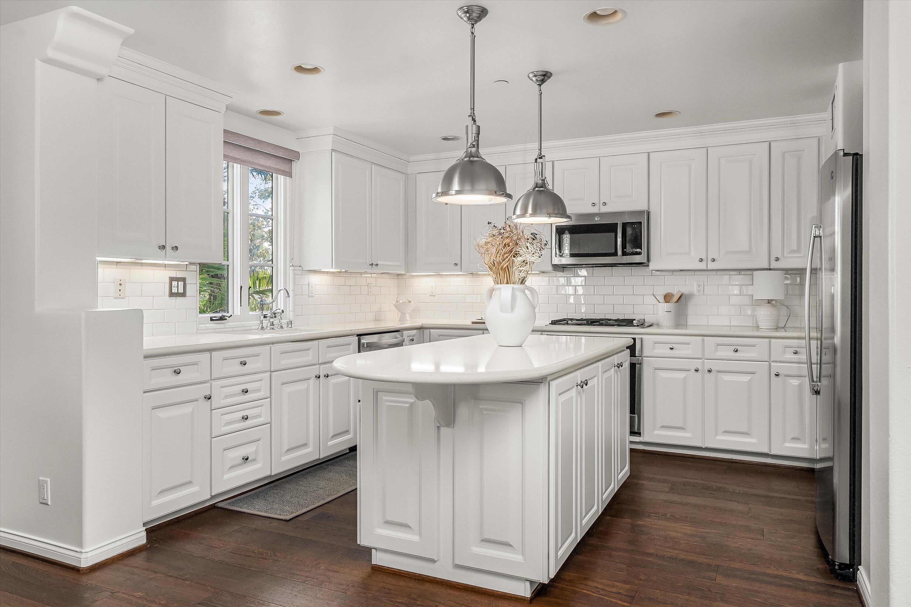 218 Santa Barbara Street Unit: D