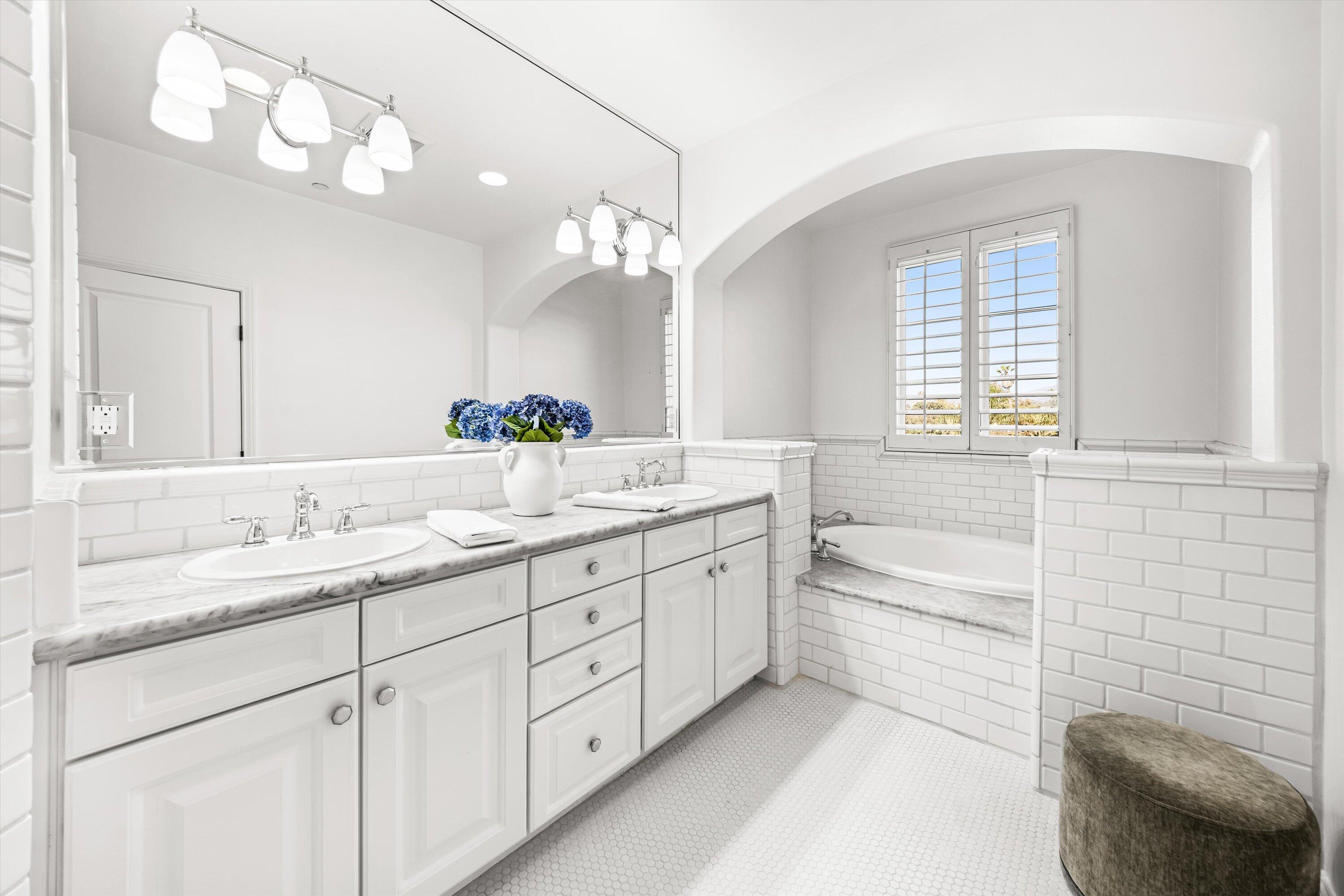 218 Santa Barbara Street Unit: D