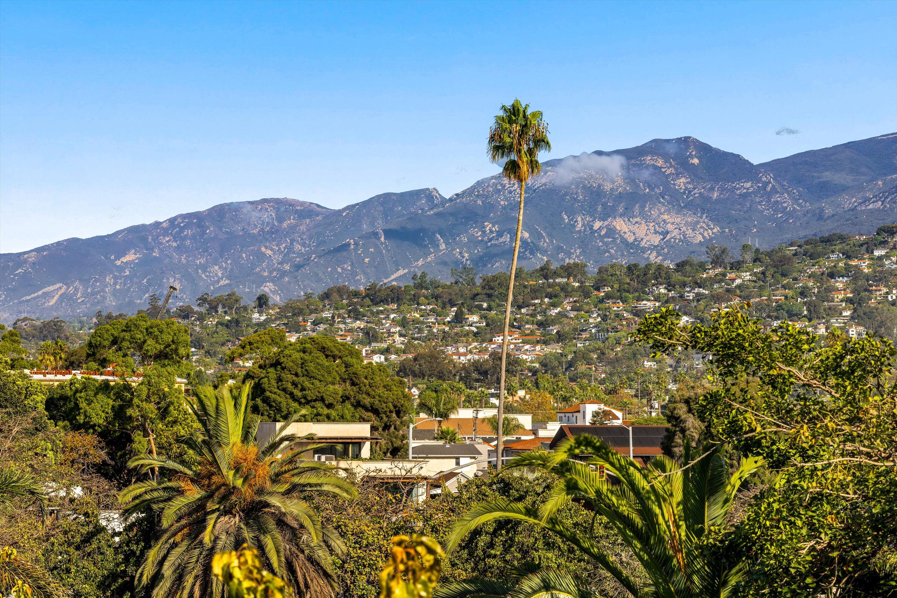 218 Santa Barbara Street Unit: D