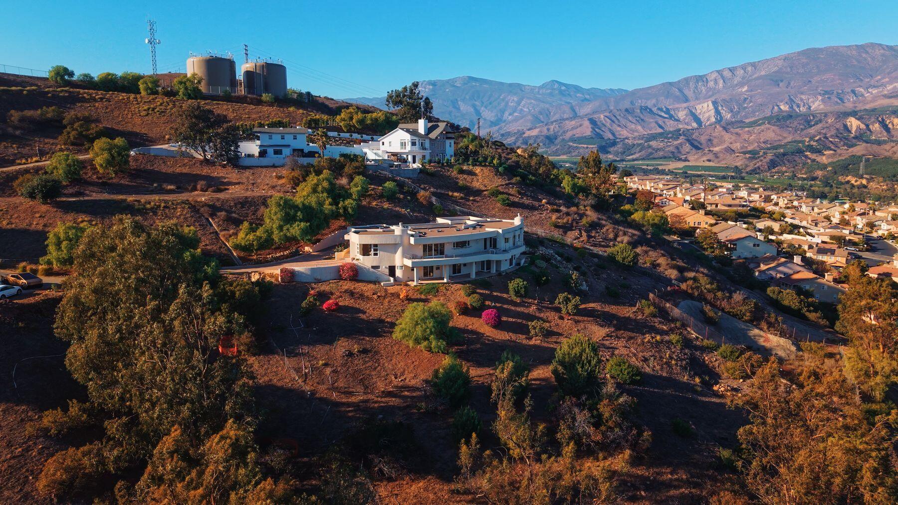 864 Montclair Drive