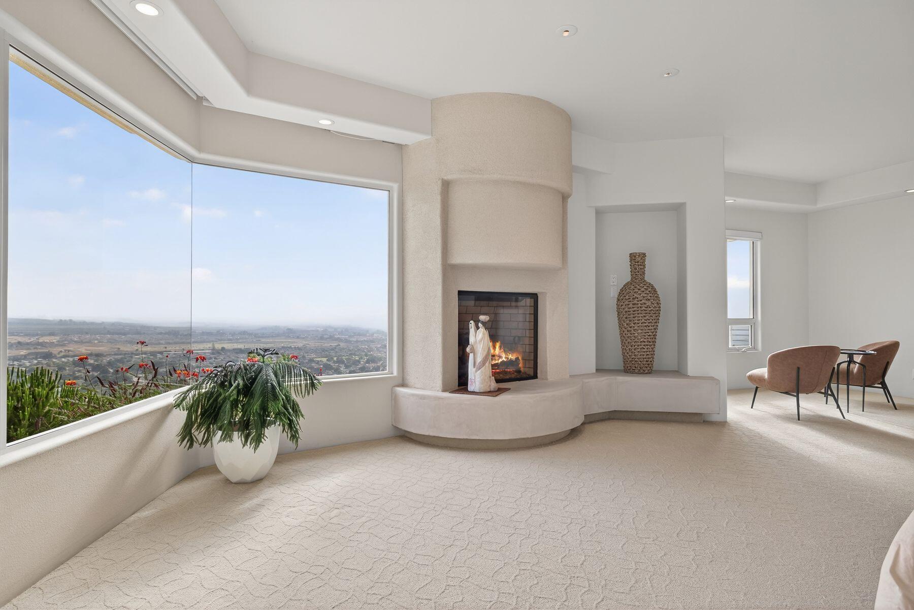 864 Montclair Drive