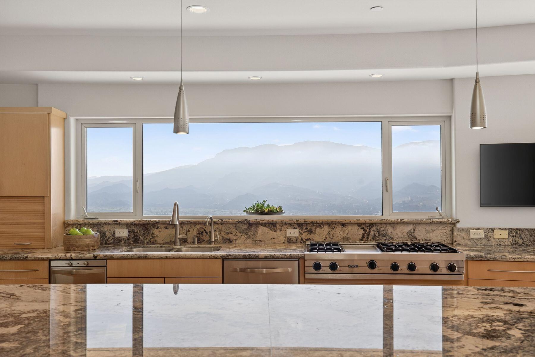 864 Montclair Drive