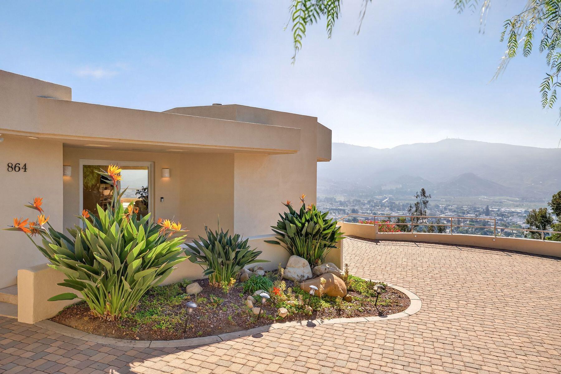 864 Montclair Drive