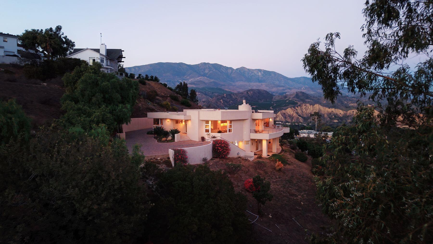 864 Montclair Drive